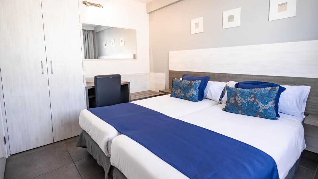 Castillo de Sol Apartments